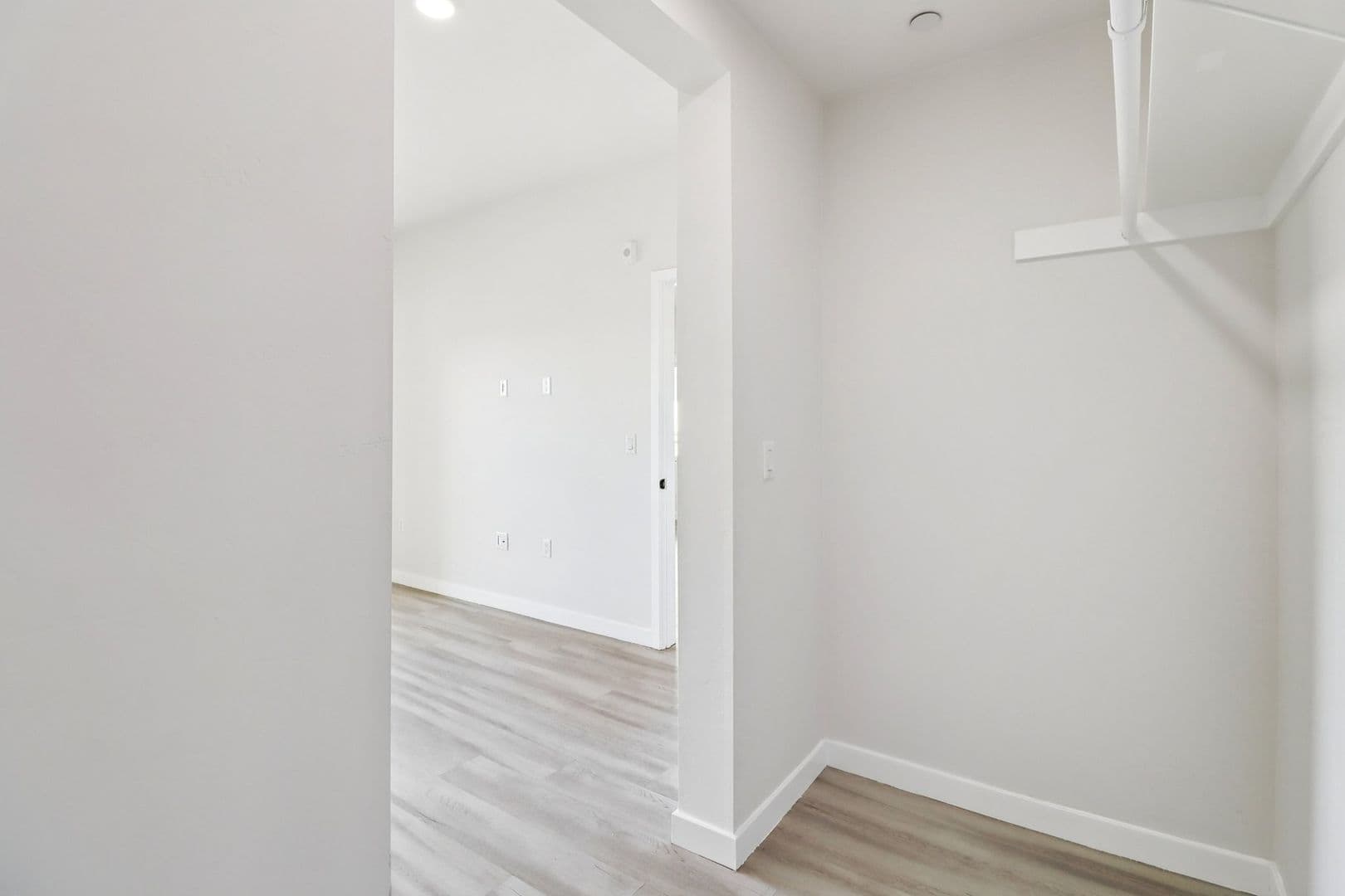 San Diego Apartment: 2341 Ulric Street