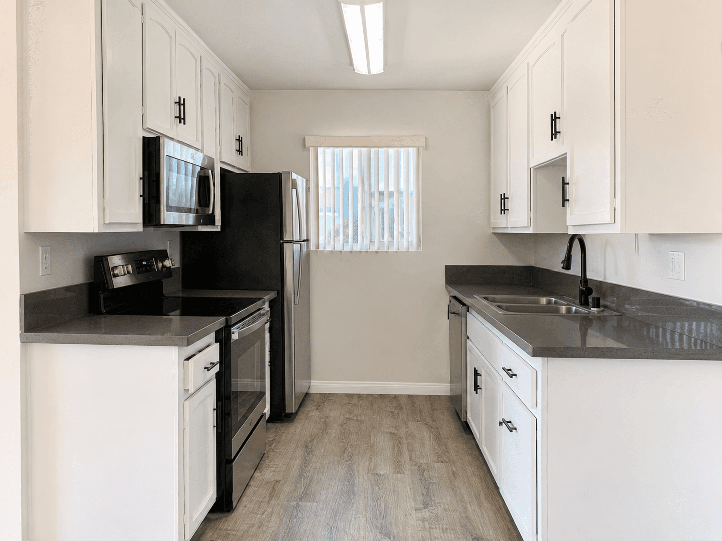 San Diego Apartment: 2330-2356 Grove Ave.