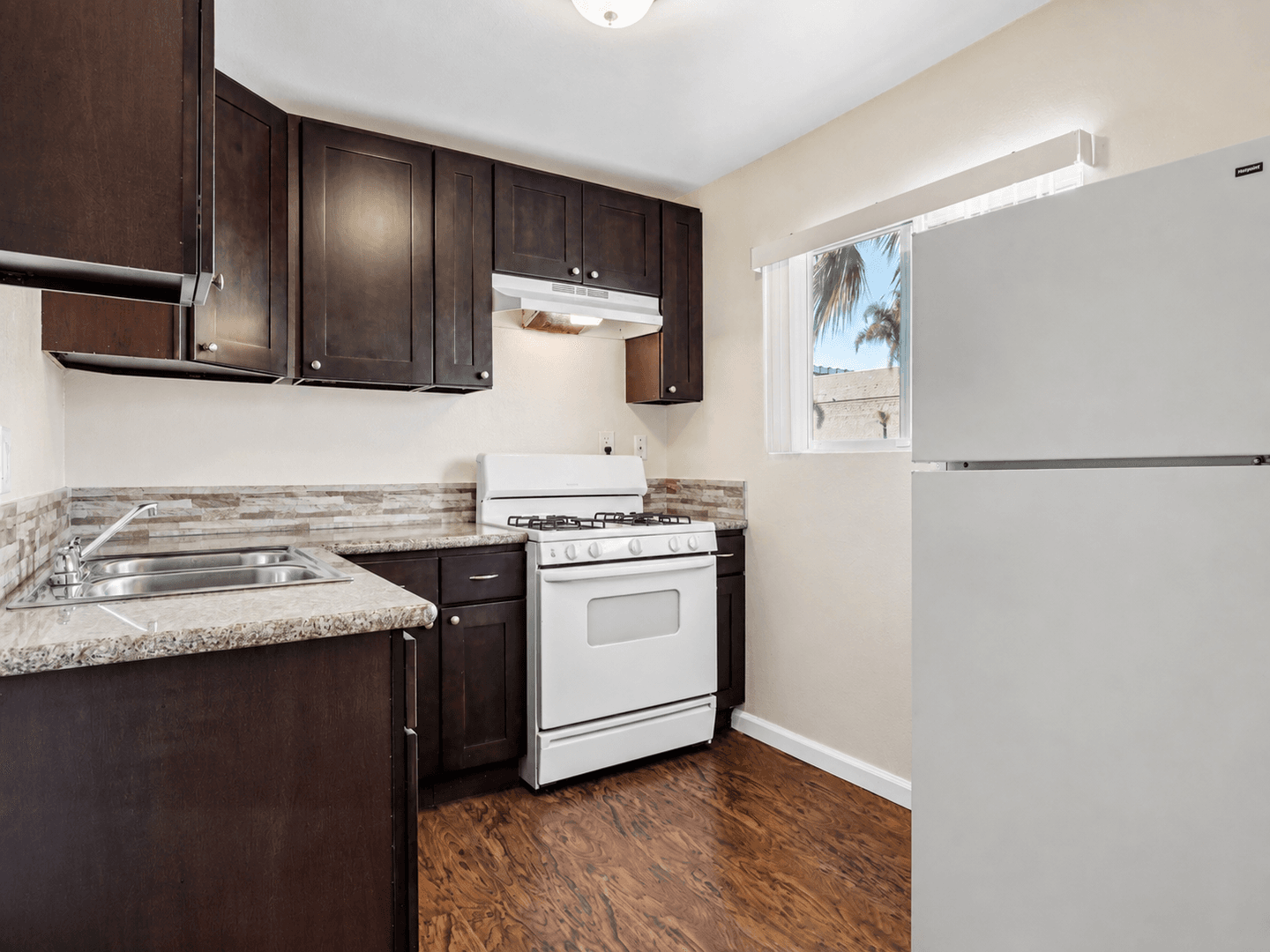 San Diego Apartment: 2249 Ulric Street