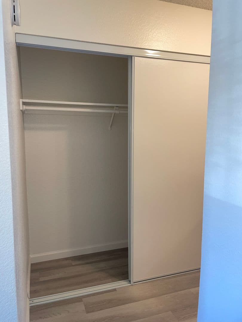 Fallbrook Apartment: 818 East Alvarado Street