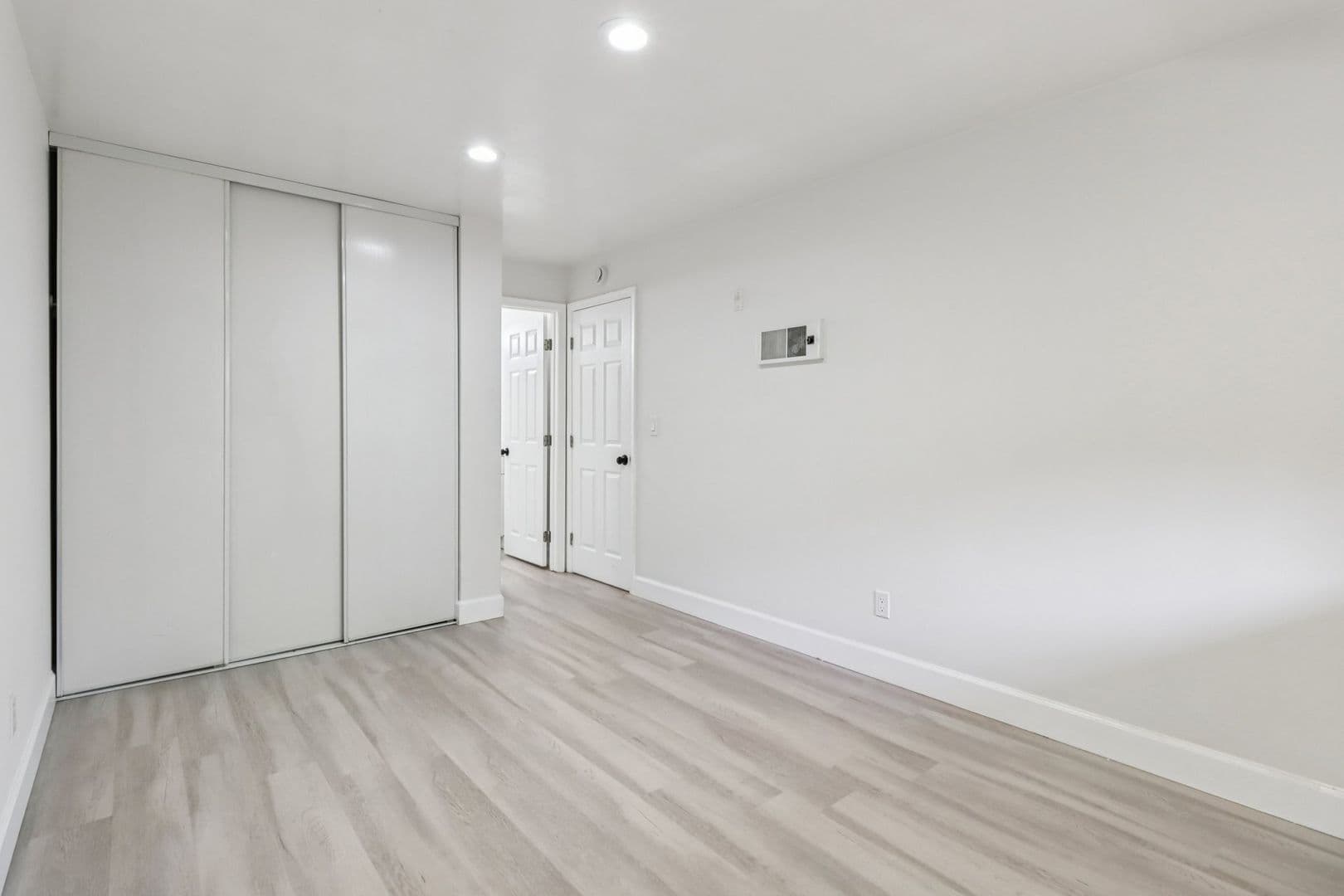 San Diego Apartment: 4665 Home Ave