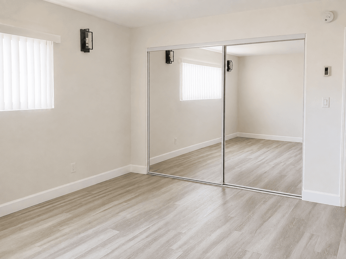 San Diego Apartment: 2330-2356 Grove Ave.