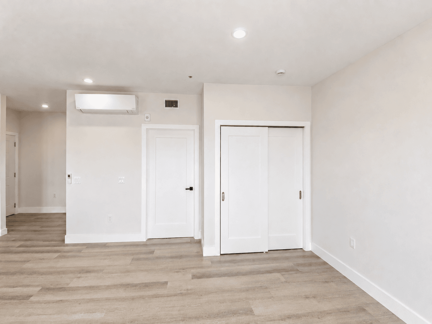 San Diego Apartment: 2285 Ulric Street