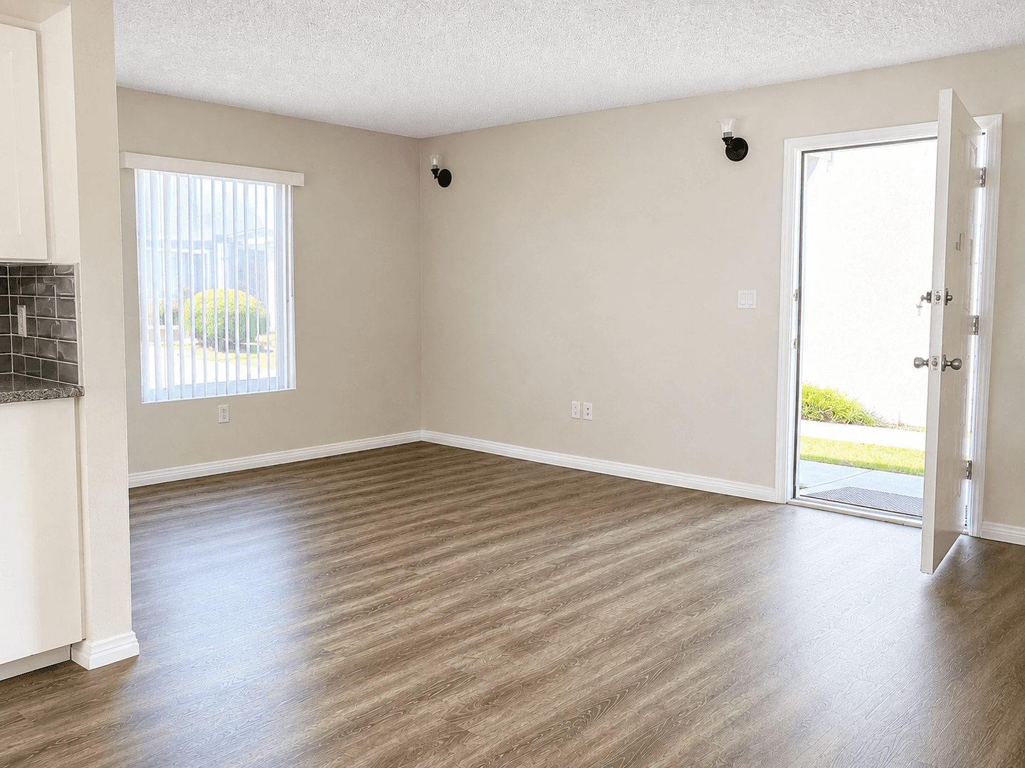 San Diego Apartment: 2330-2356 Grove Ave.