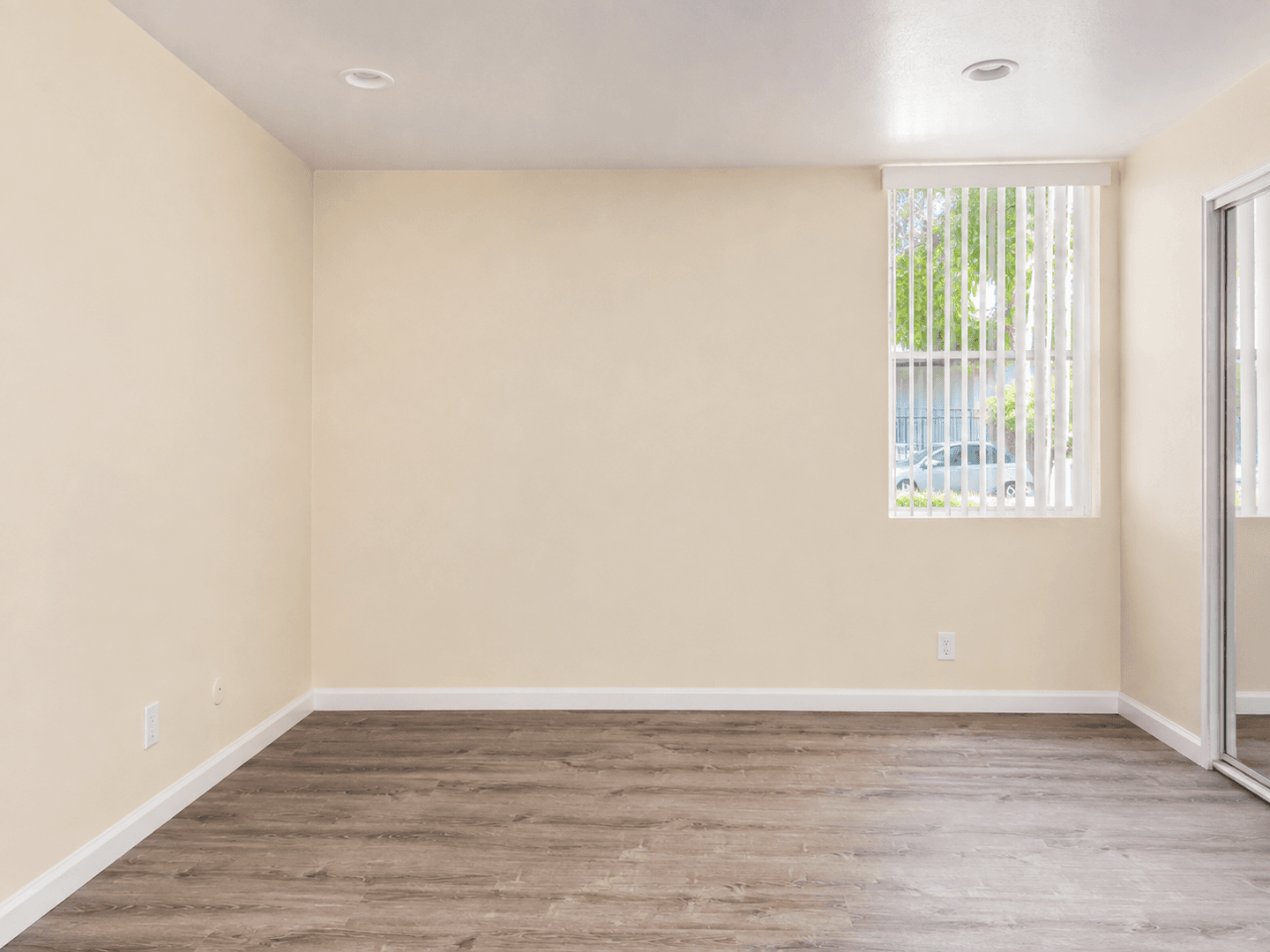 La Mesa Apartment: 7025 Waite Drive