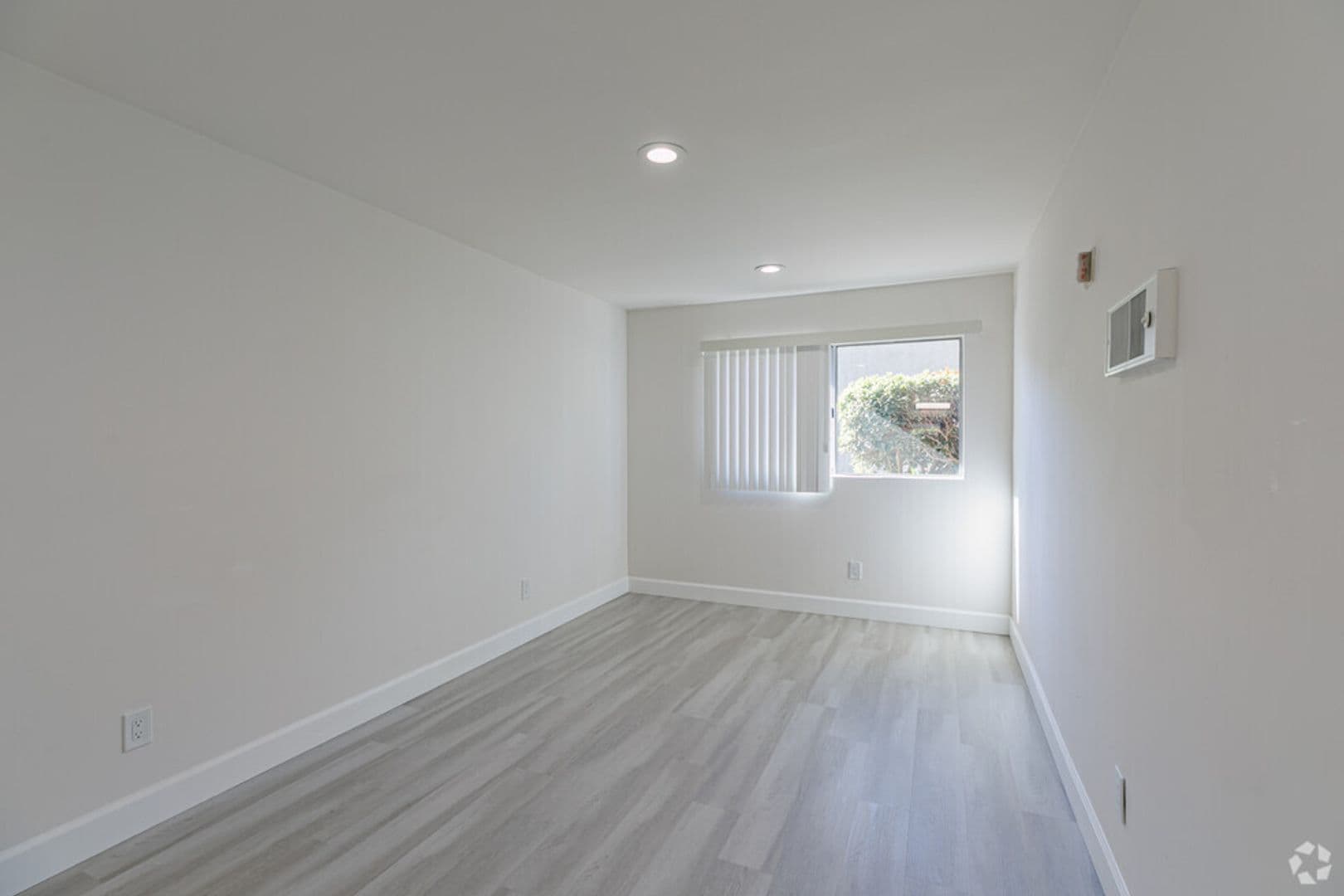 San Diego Apartment: 4665 Home Ave