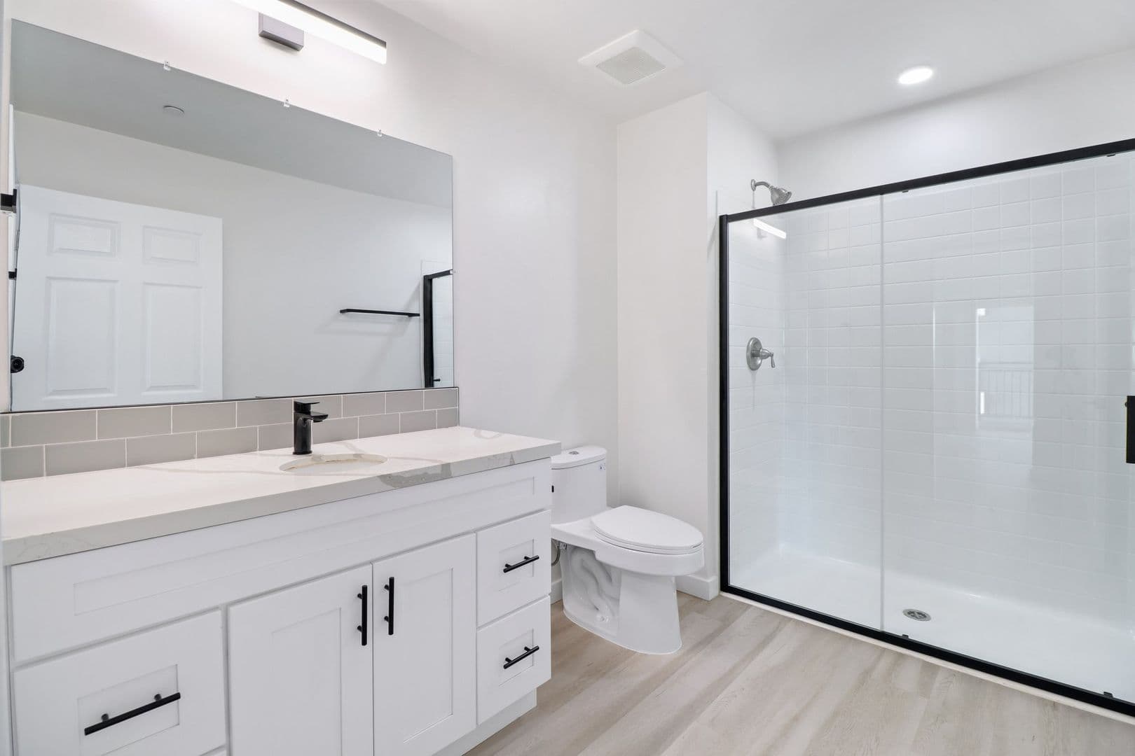San Diego Apartment: 2341 Ulric Street
