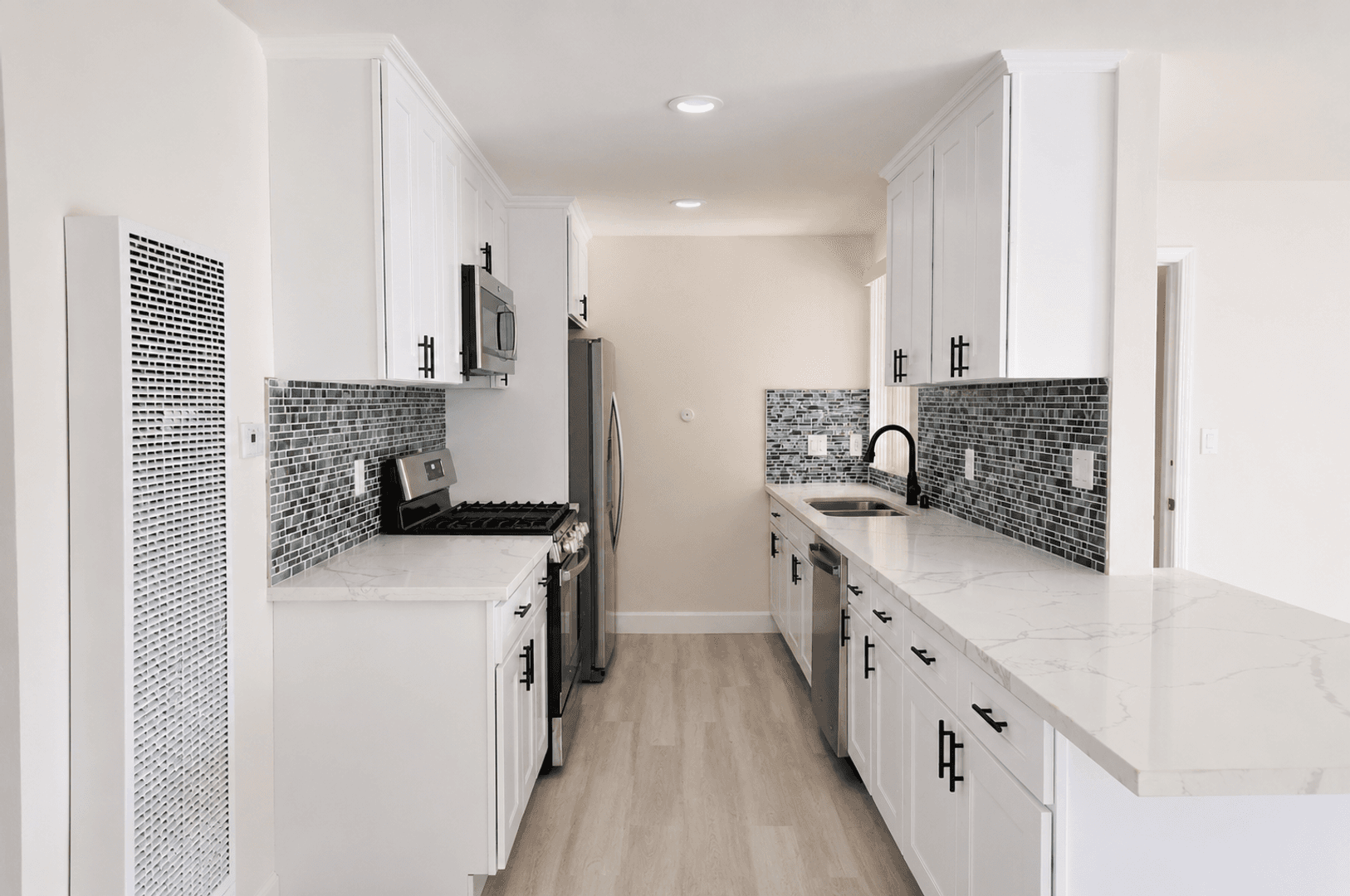 San Diego Apartment: 6650 Linda Vista Road