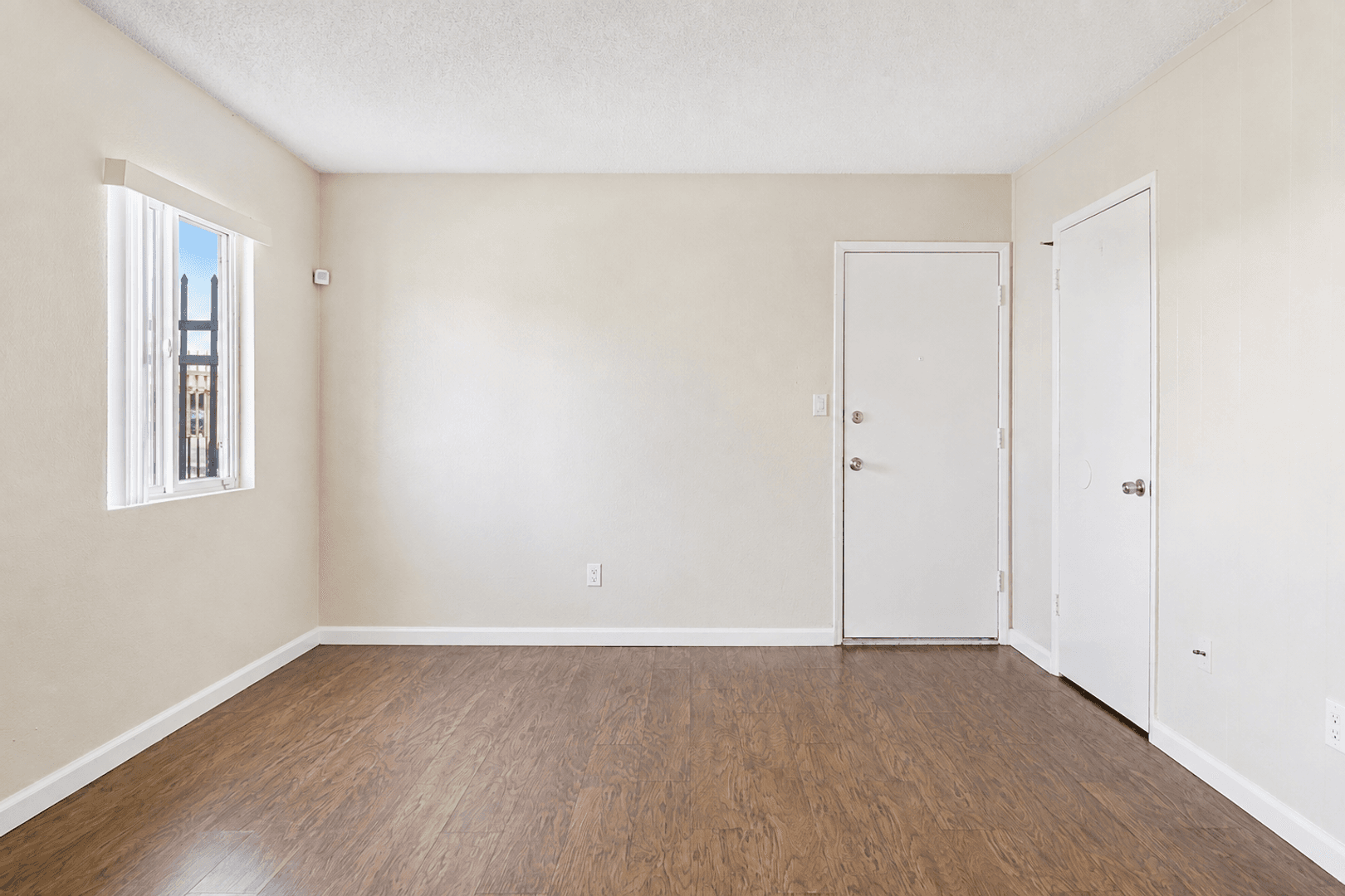 San Diego Apartment: 2249 Ulric Street