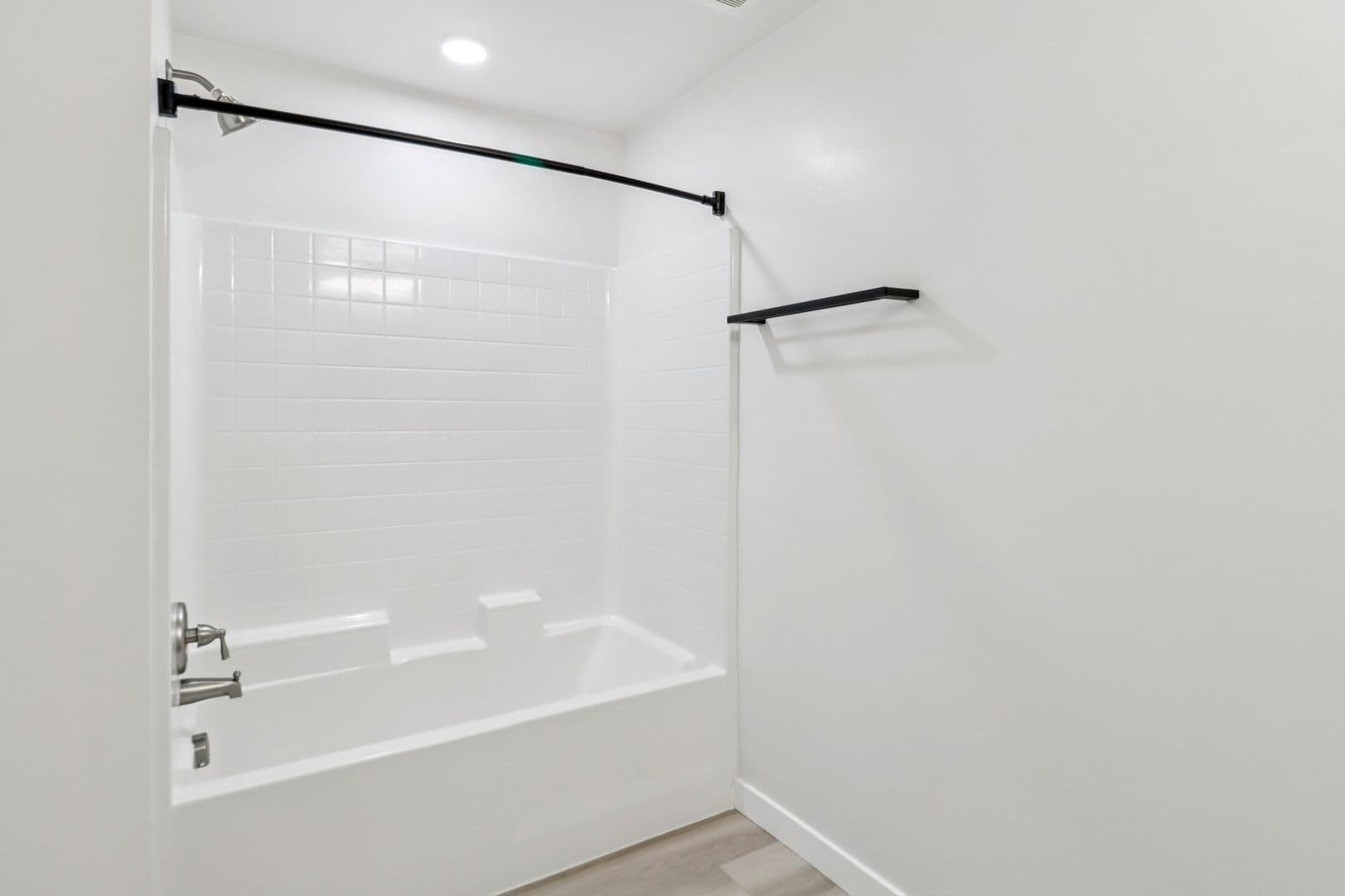San Diego Apartment: 2341 Ulric Street