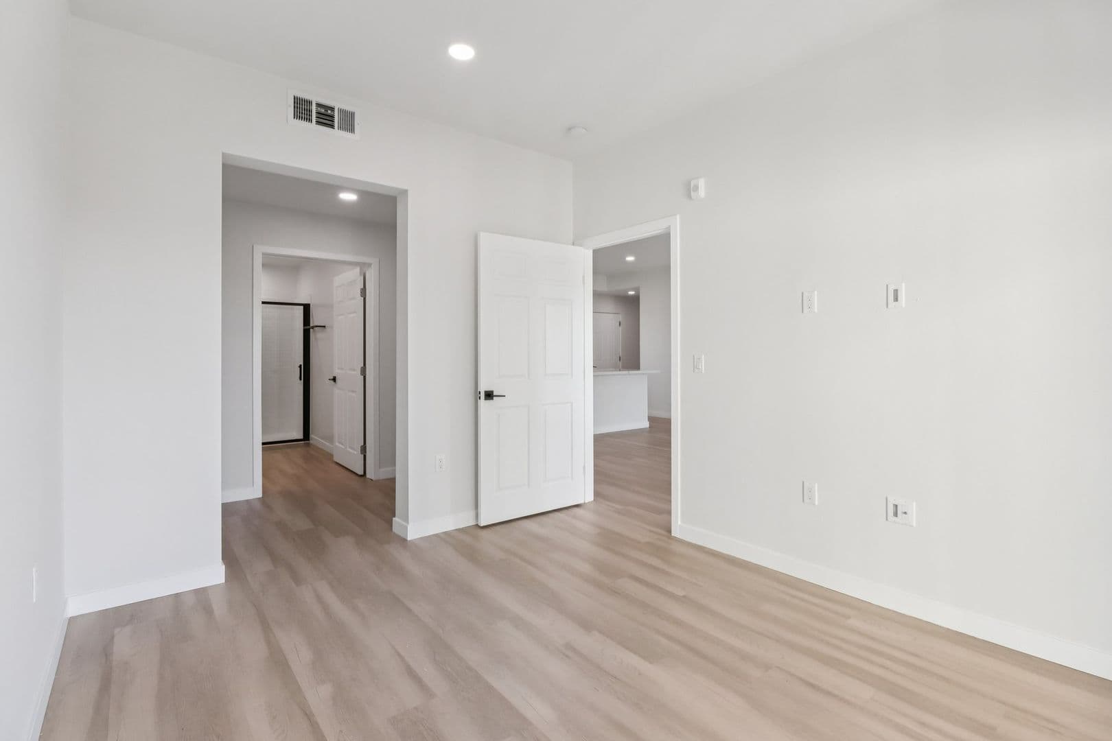 San Diego Apartment: 2341 Ulric Street