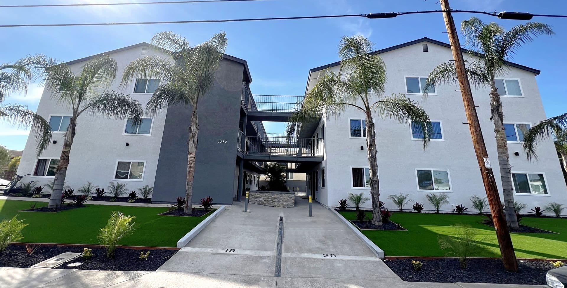 San Diego Apartment: 2282 West Dunlop Street