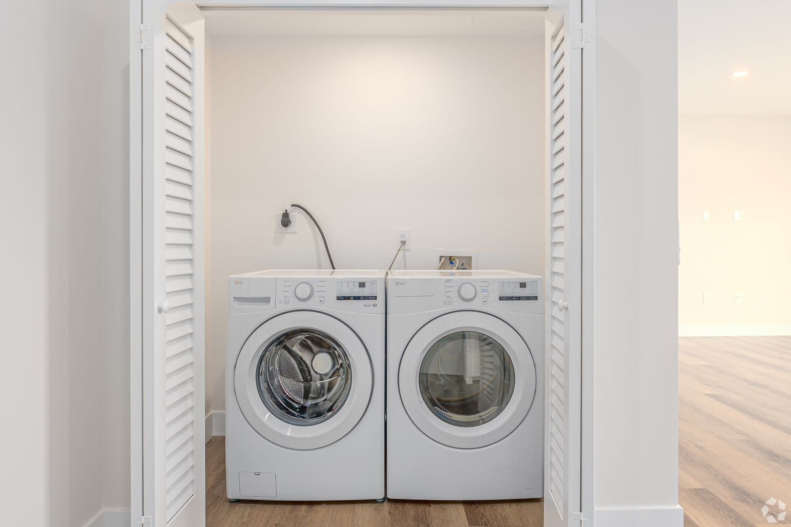 San Diego Apartment: 2285 Ulric Street