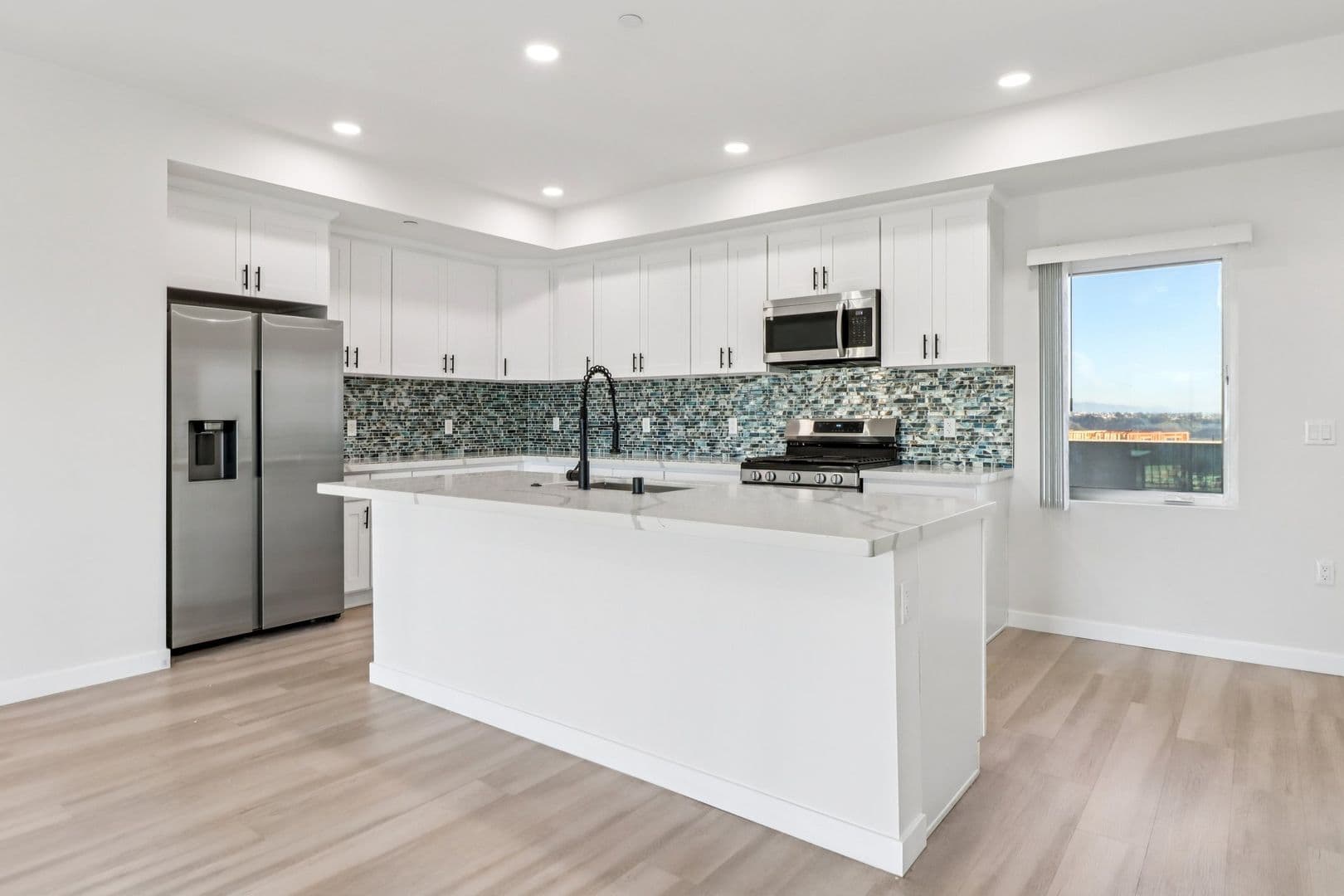San Diego Apartment: 2341 Ulric Street