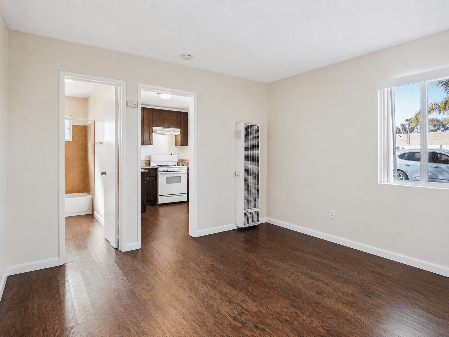 San Diego Apartment: 2249 Ulric Street