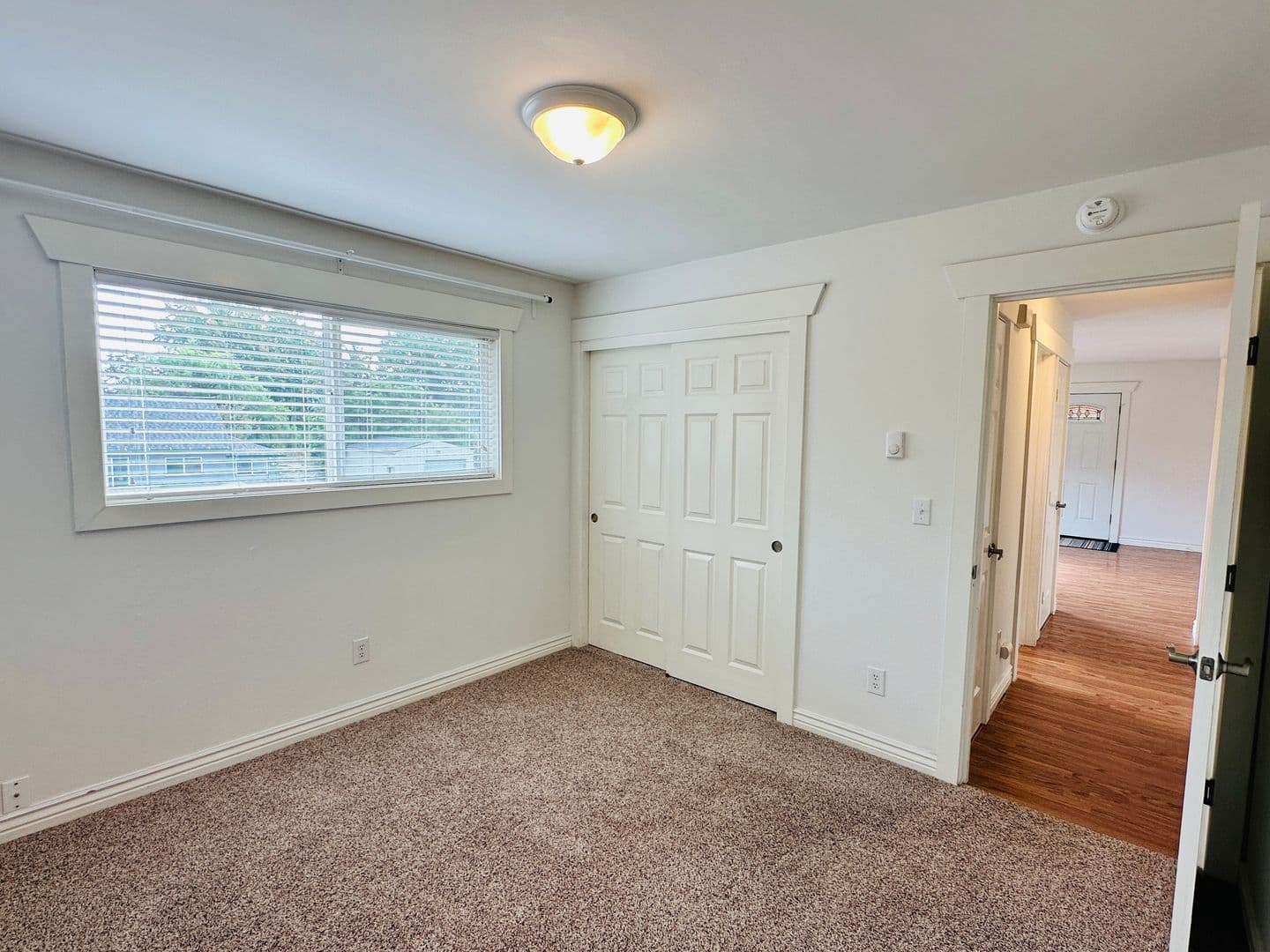 Camas House: 608 NW 10th Avenue