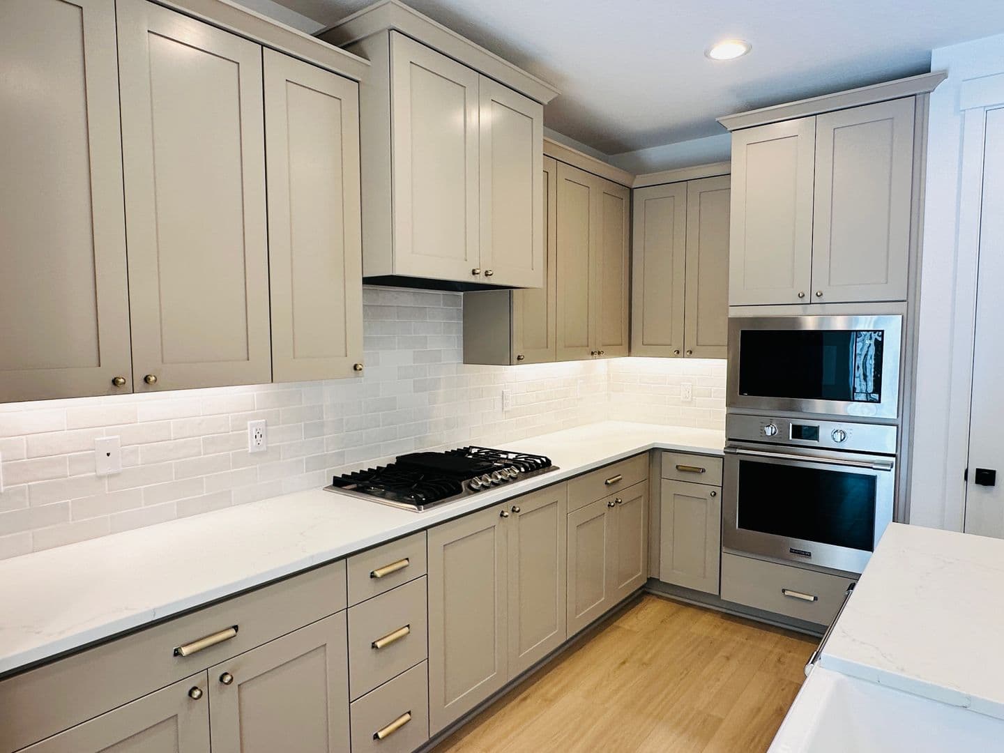 Camas House: 5194 N. 91st Avenue