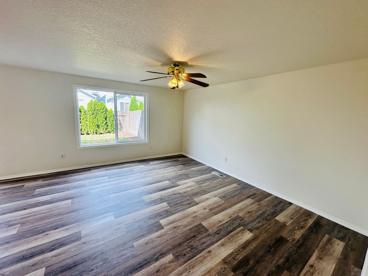 Vancouver House: 1808 NE 154th Street