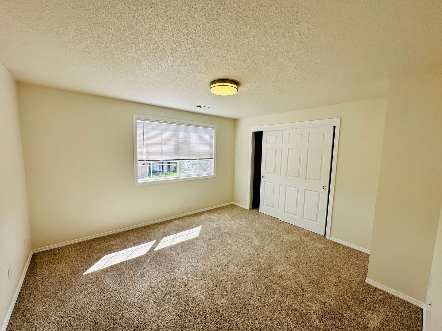 Vancouver House: 1808 NE 154th Street