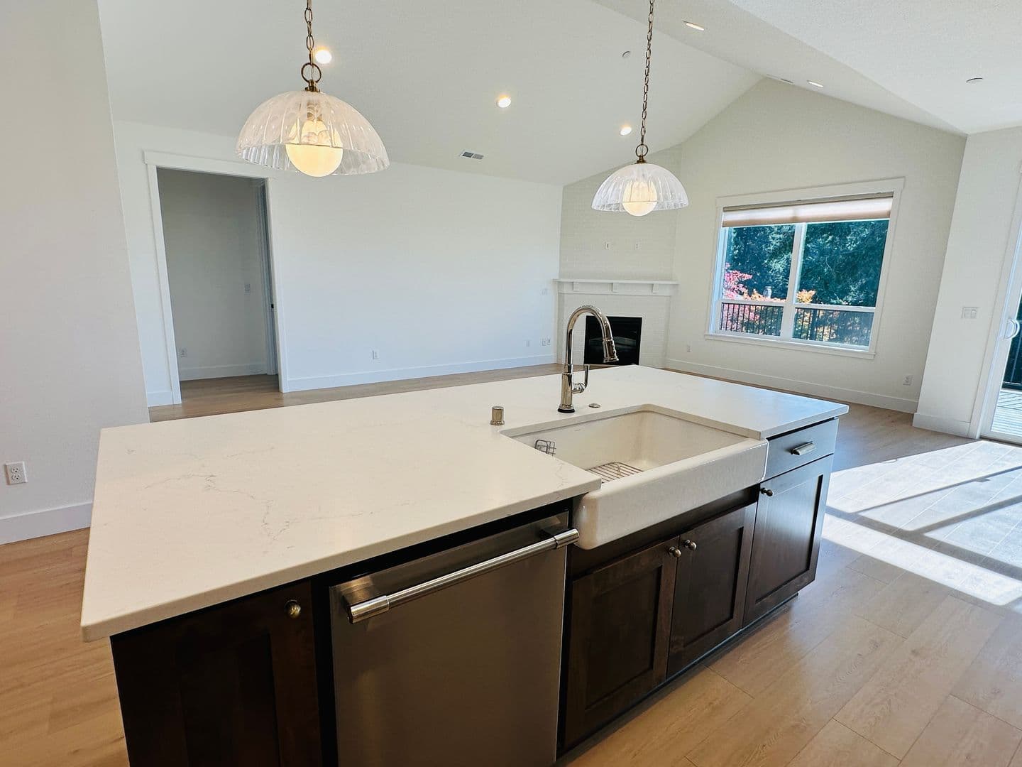 Camas House: 5194 N. 91st Avenue
