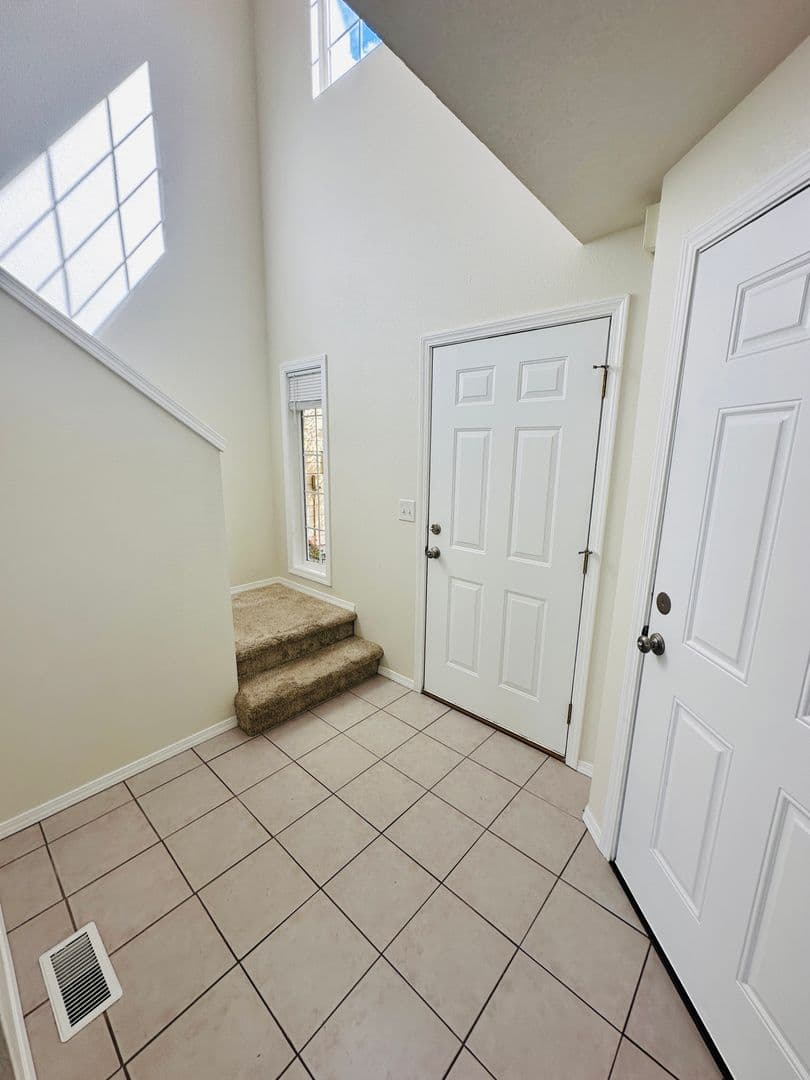 Vancouver House: 1808 NE 154th Street