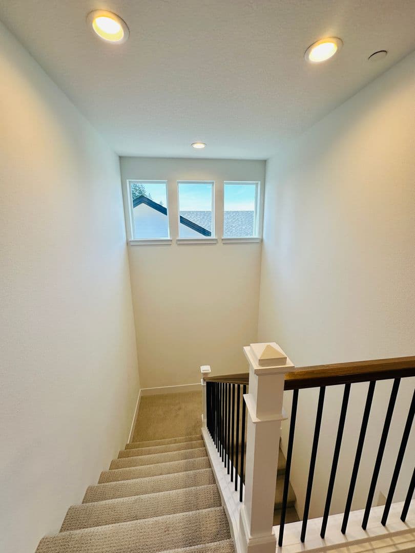 Camas House: 5194 N. 91st Avenue
