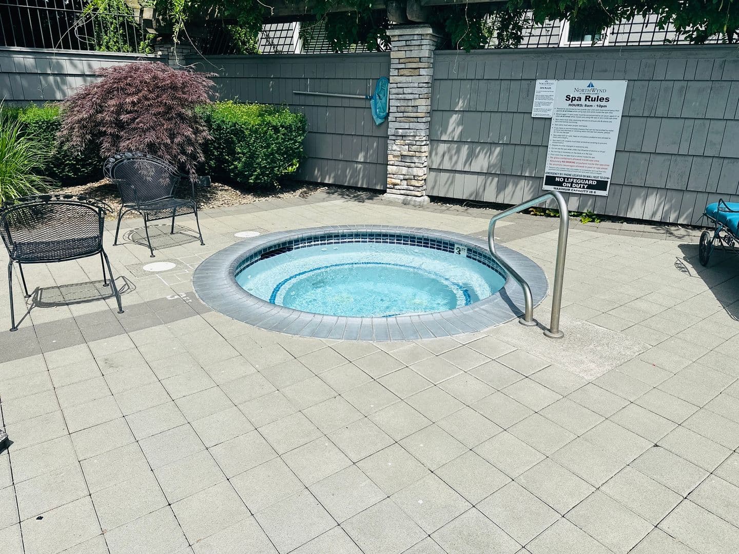 Vancouver House: 1712 SE Halyard Lane