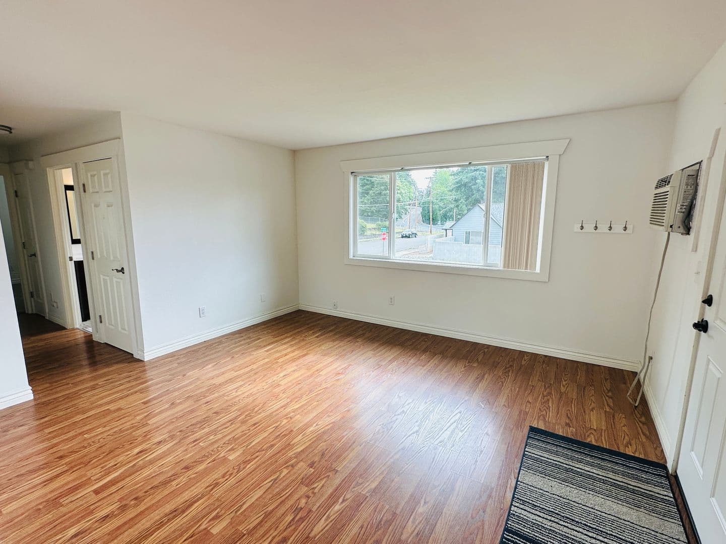 Camas House: 608 NW 10th Avenue