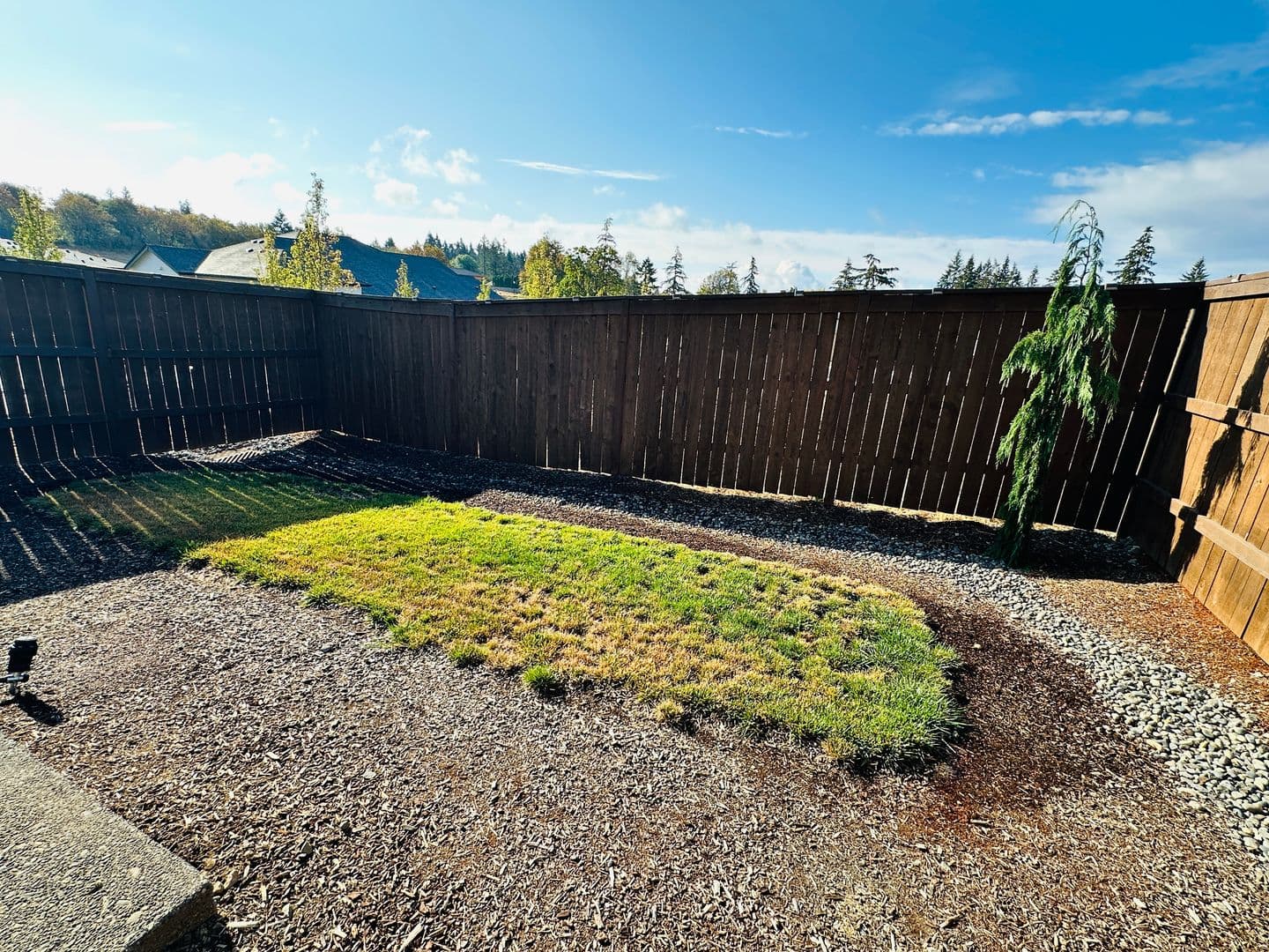 Ridgefield House: 903 NW 174th Street