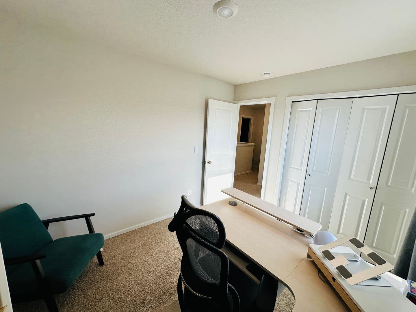 Ridgefield House: 903 NW 174th Street
