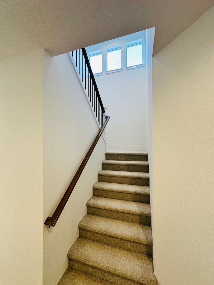 Camas House: 5194 N. 91st Avenue