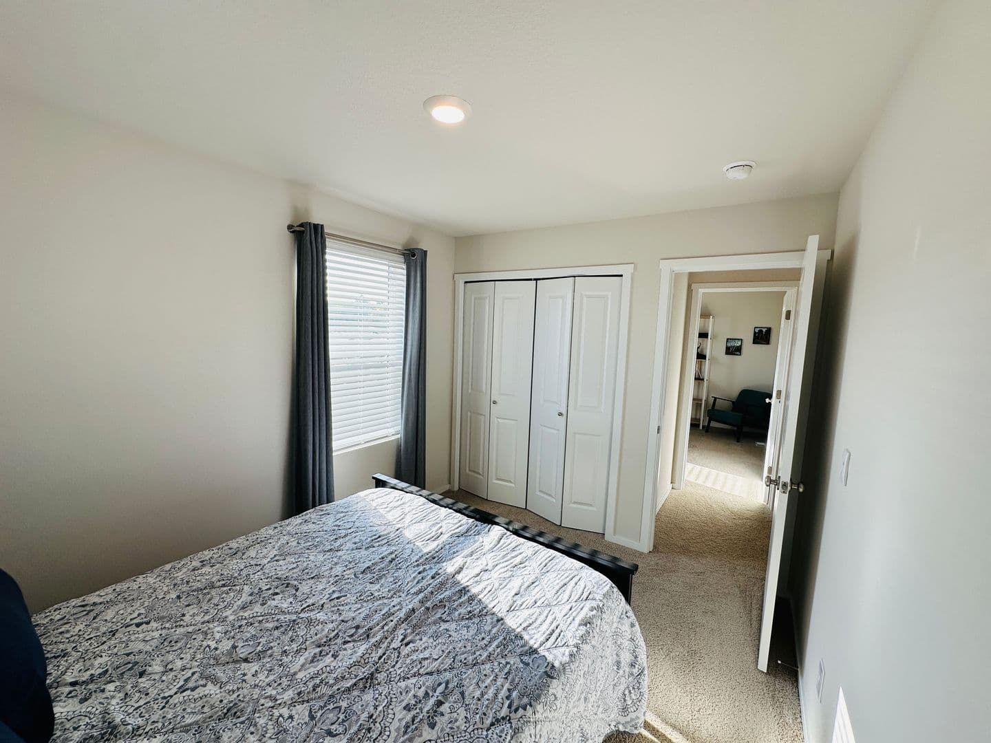 Ridgefield House: 903 NW 174th Street