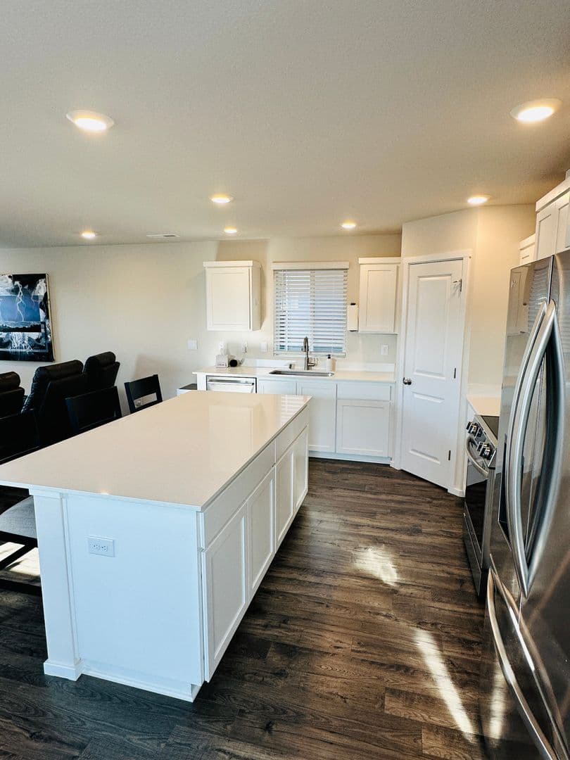 Ridgefield House: 903 NW 174th Street