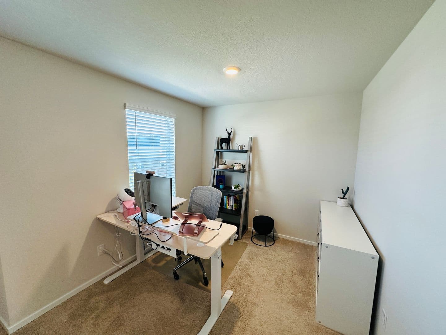 Ridgefield House: 903 NW 174th Street