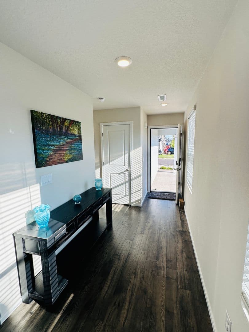 Ridgefield House: 903 NW 174th Street