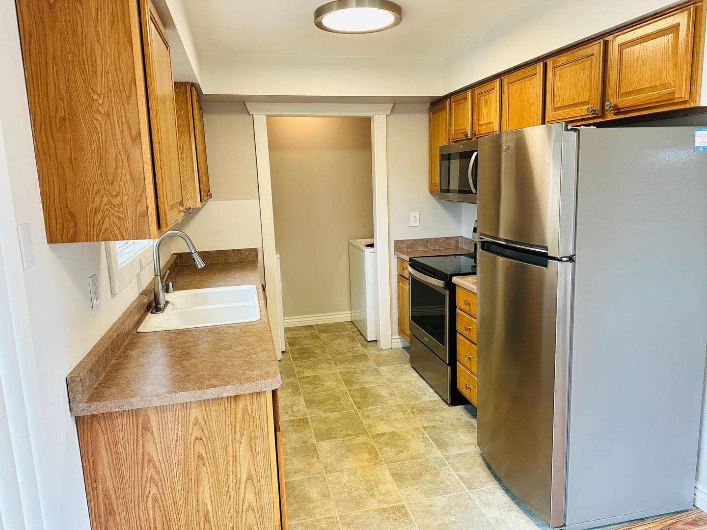Camas House: 608 NW 10th Avenue
