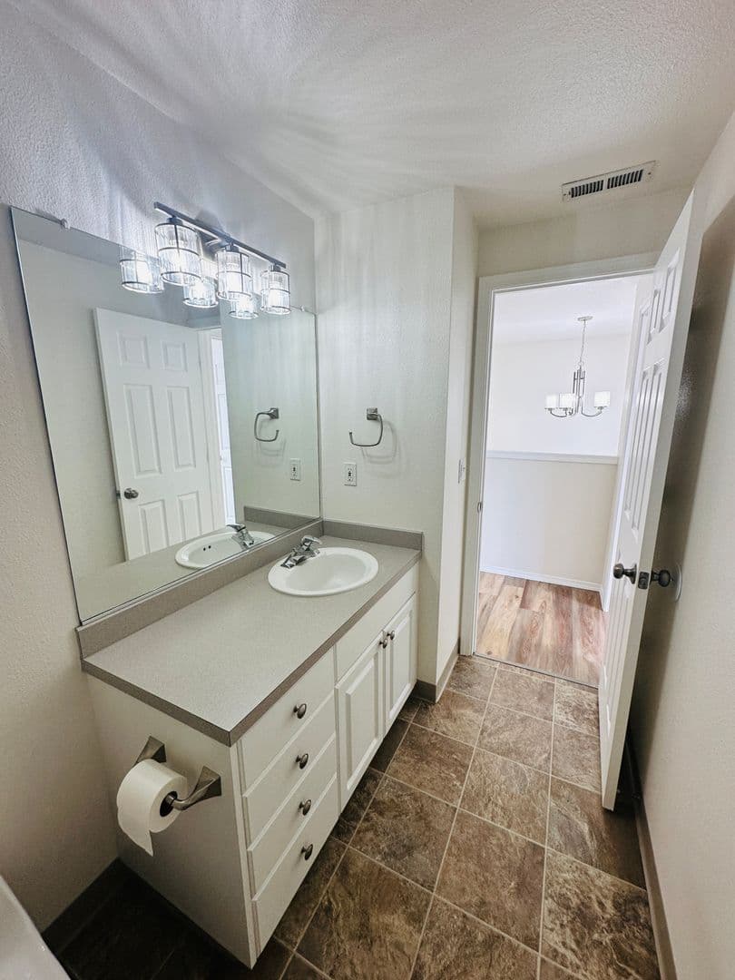 Vancouver House: 1810 NE 154th Street