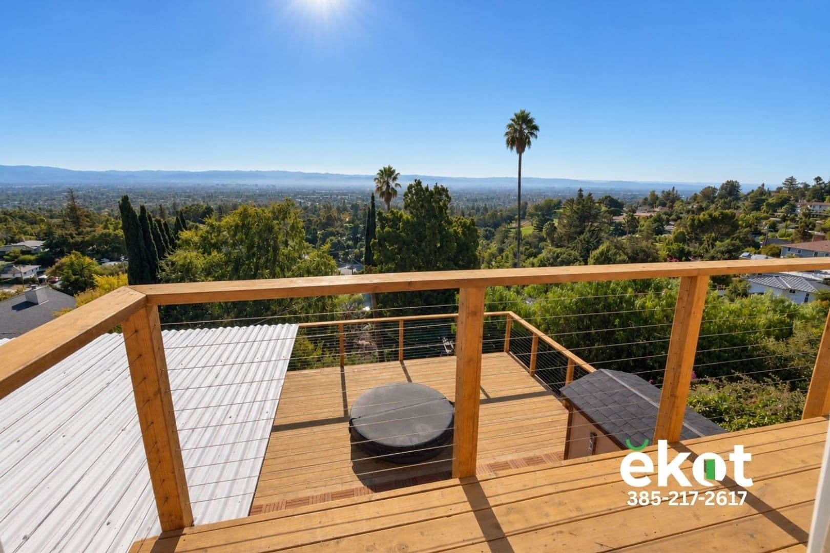 San Jose House: 15709 Highland Dr