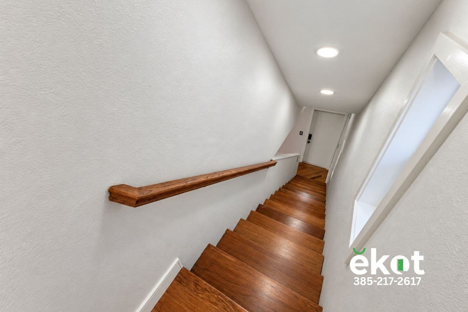 San Jose House: 15709 Highland Dr