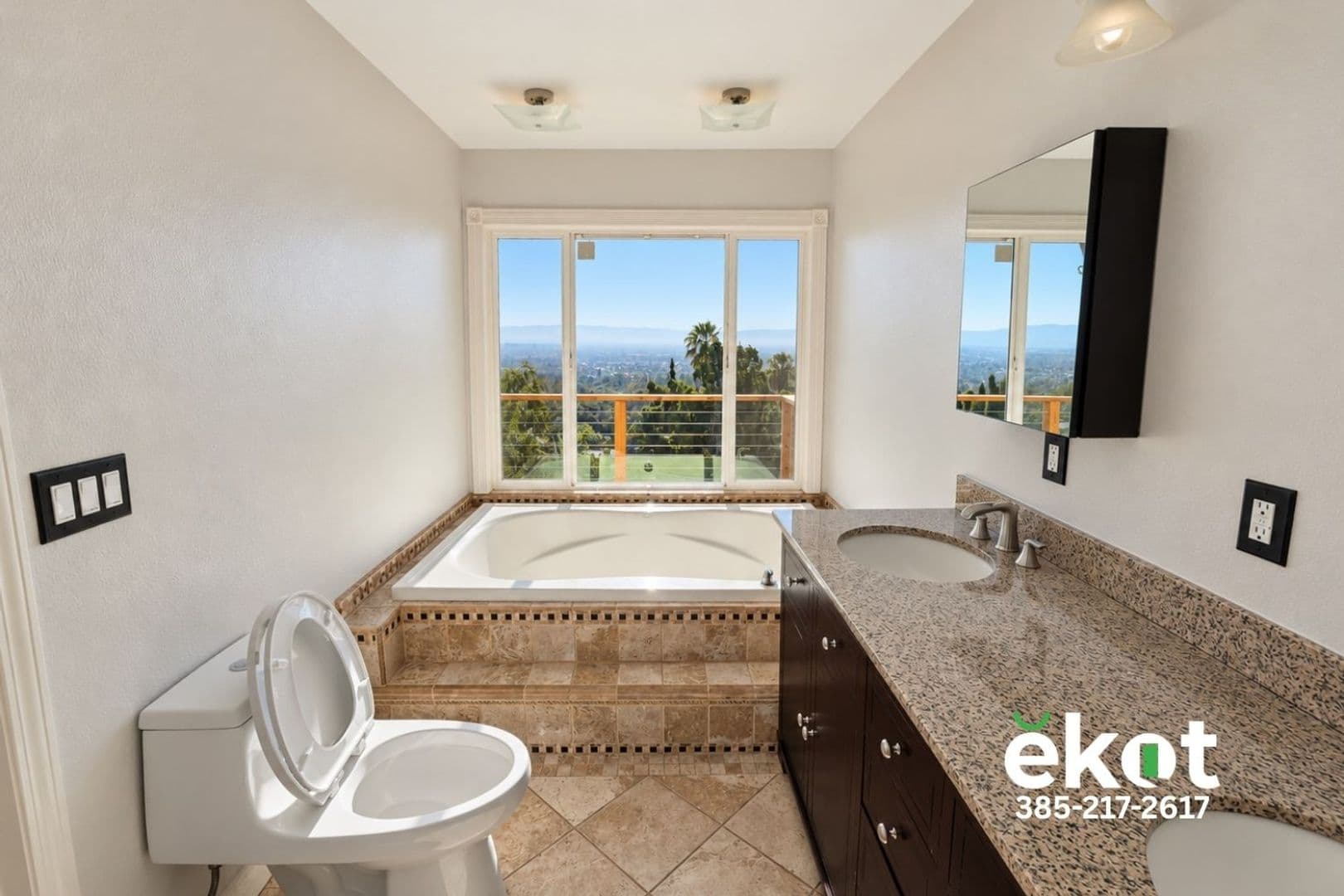 San Jose House: 15709 Highland Dr