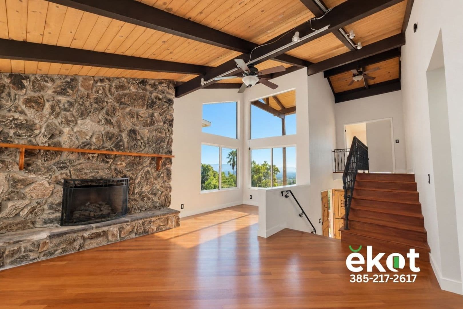 San Jose House: 15709 Highland Dr