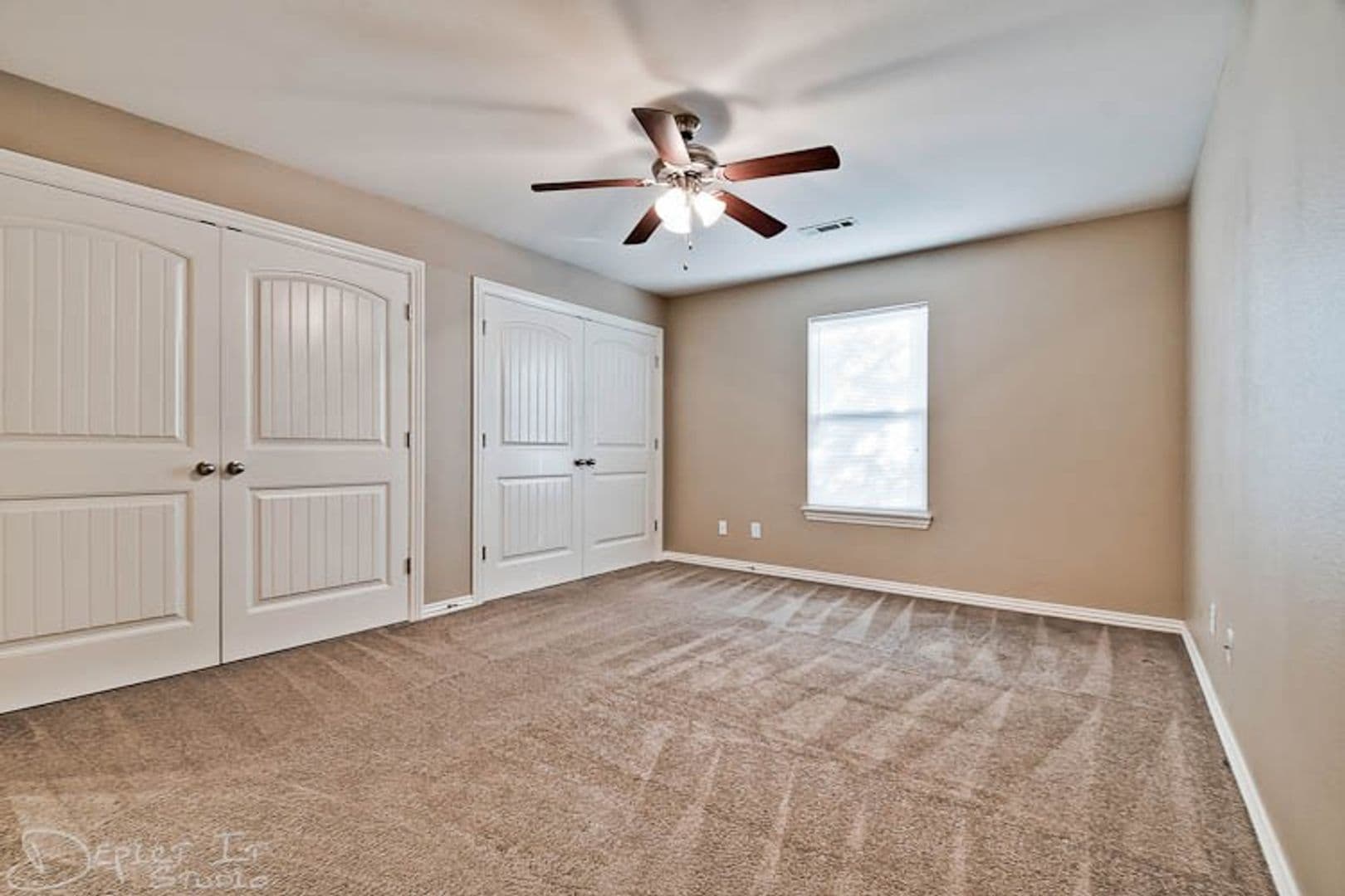 Rogers Apartment: 3509 W Cedar Cir