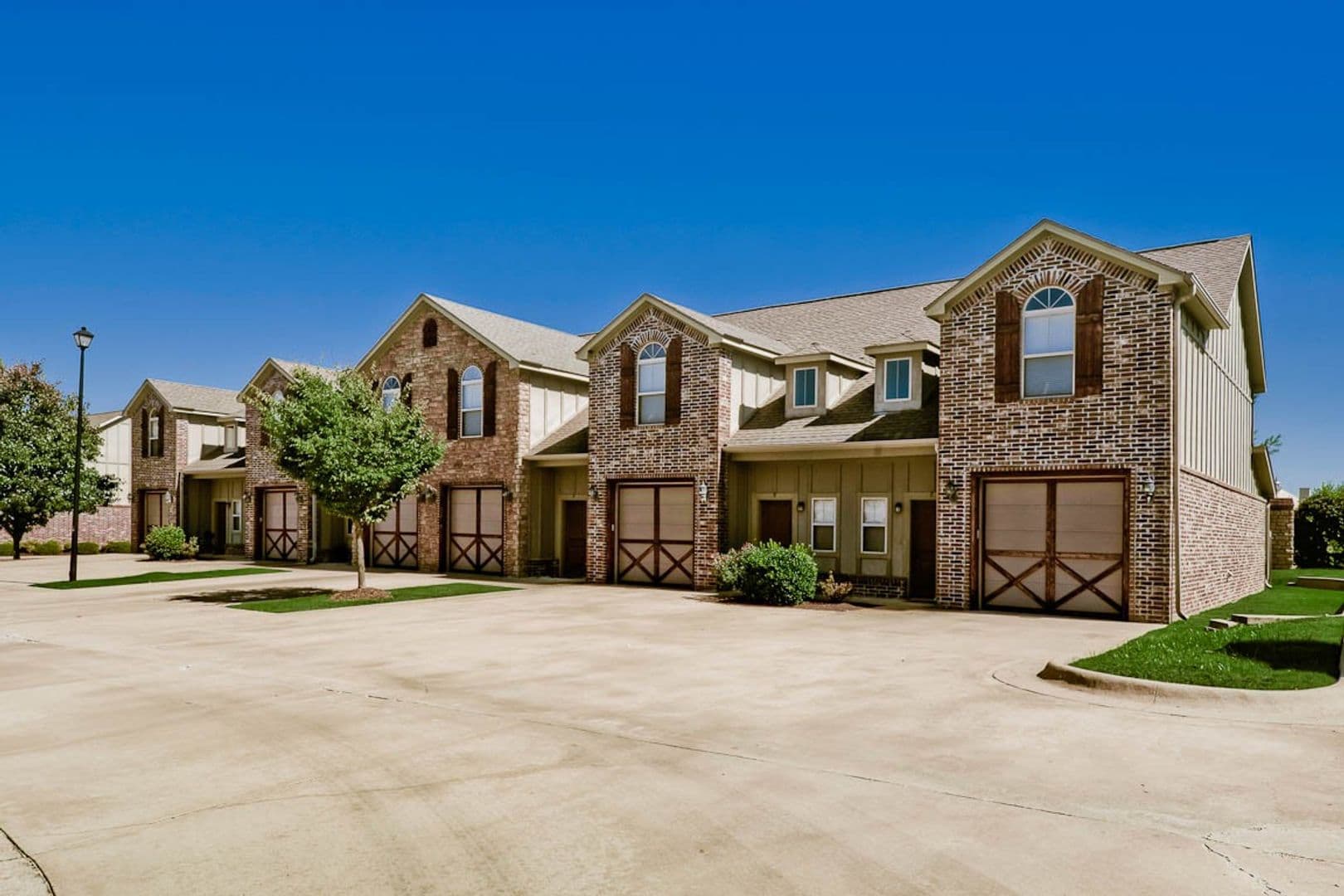Springdale Apartment: 3822 Rochester Circle