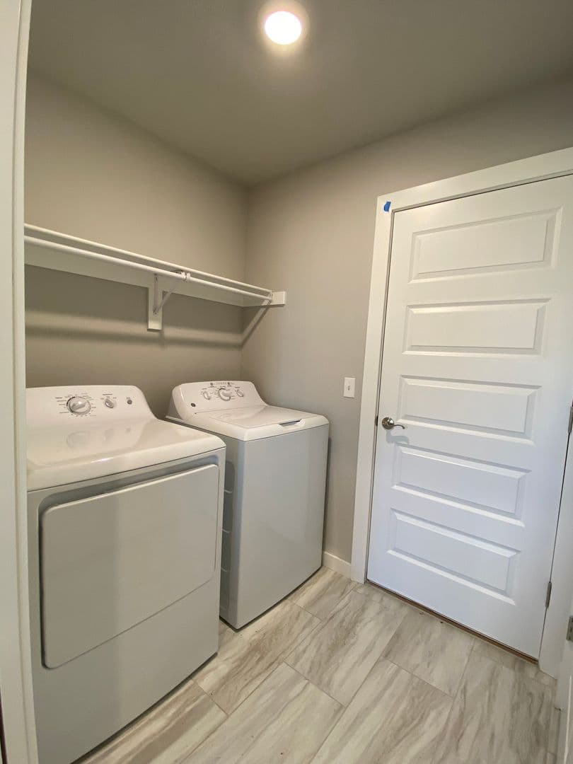 Fayetteville Apartment: Village of Sloanbrooke