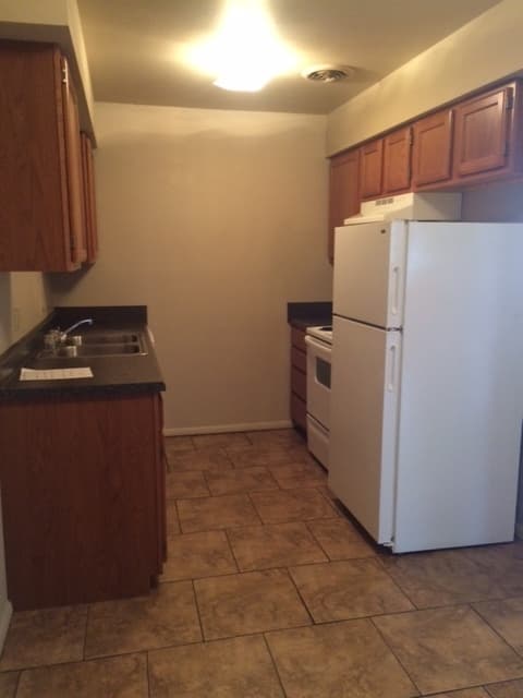 Springdale Apartment: 3624 Elm Springs Rd