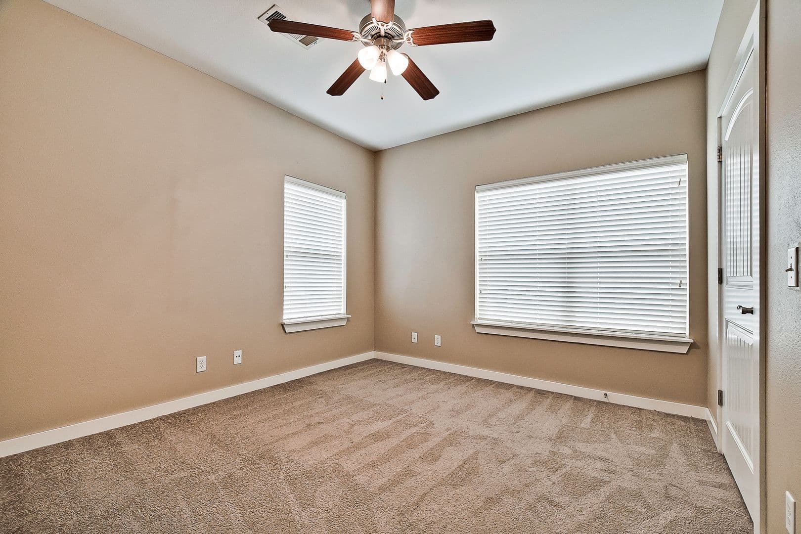 Springdale Apartment: 3822 Rochester Circle