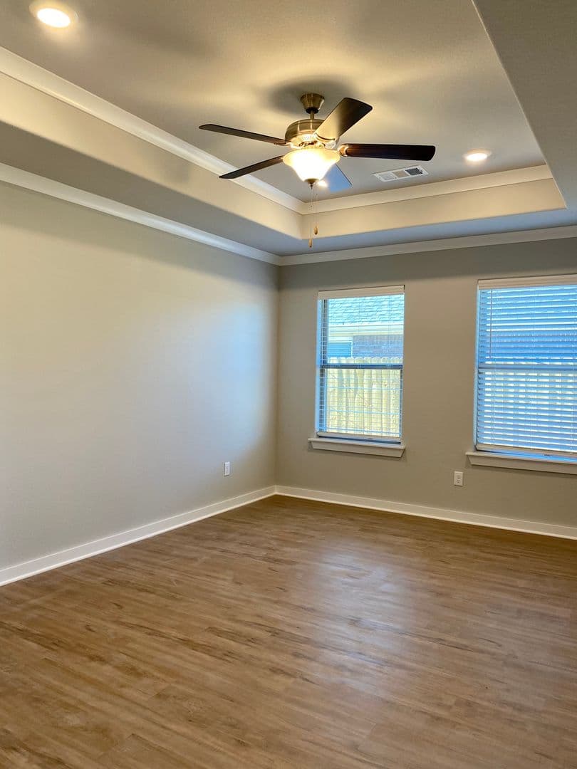 Fayetteville Apartment: Village of Sloanbrooke