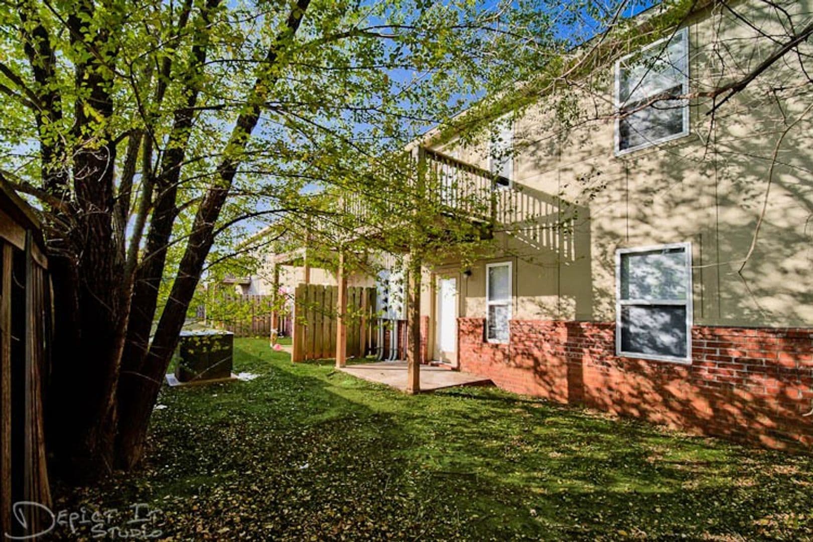 Rogers Apartment: 3509 W Cedar Cir