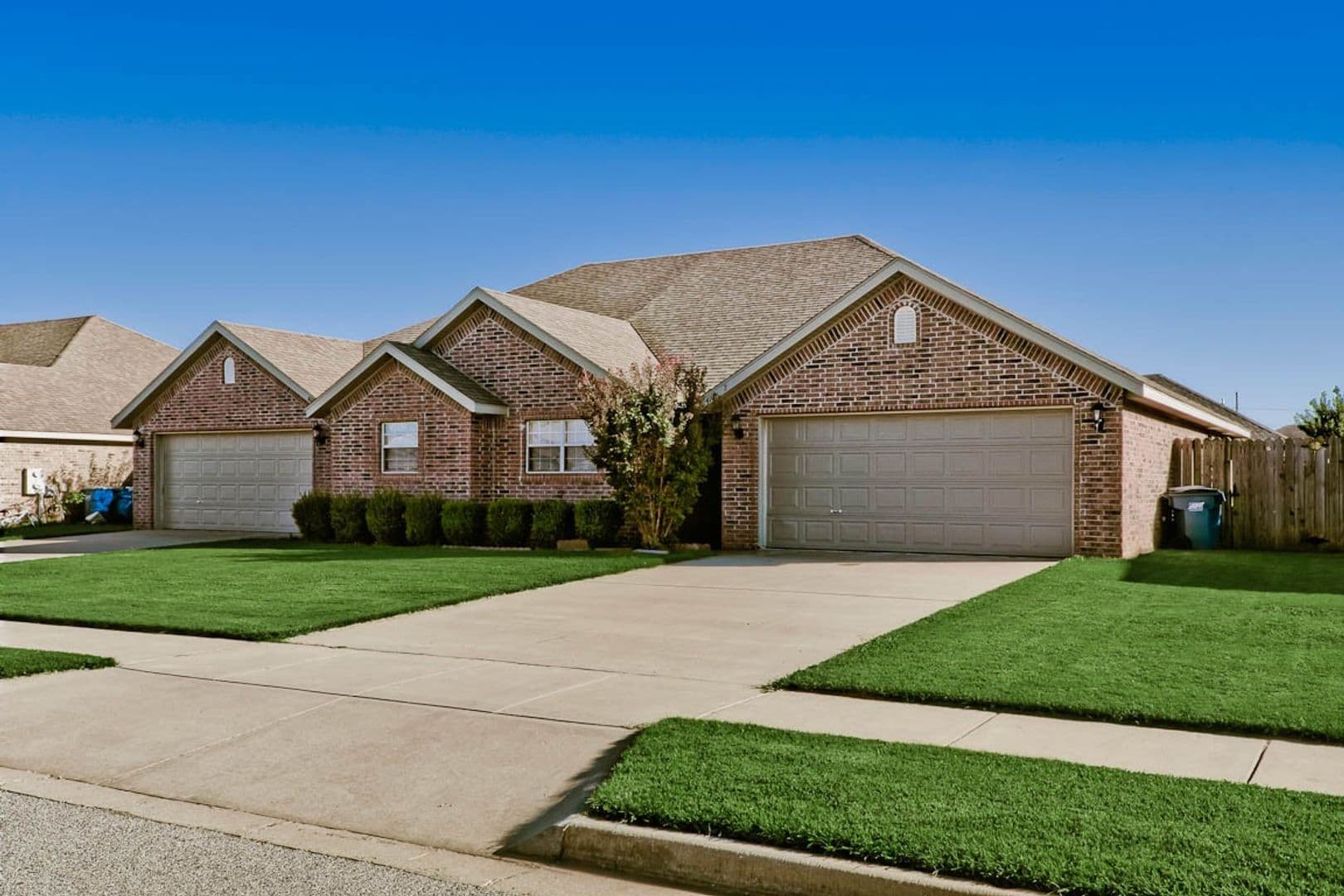 Bentonville Apartment: 4200-1 Broadstone Ave.
