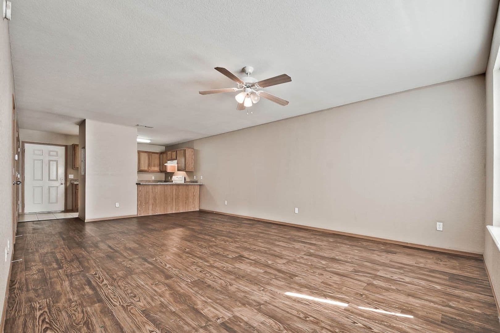 Fayetteville Apartment: 2509 Meadowview
